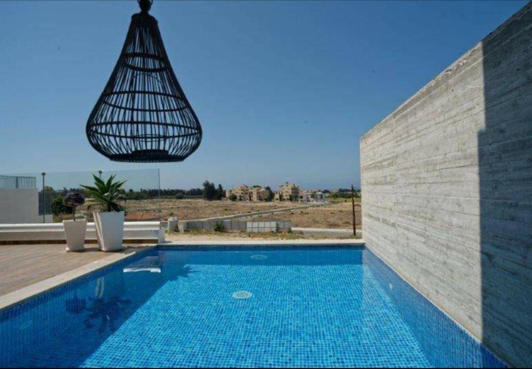 Leonidas Villa 파포스 외부 사진