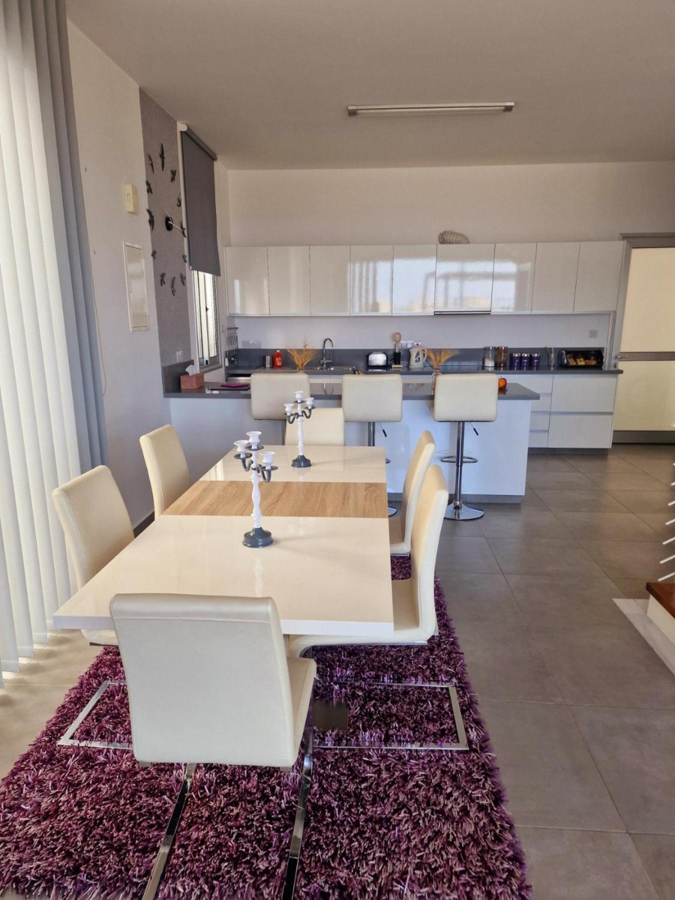 Leonidas Villa 파포스 외부 사진